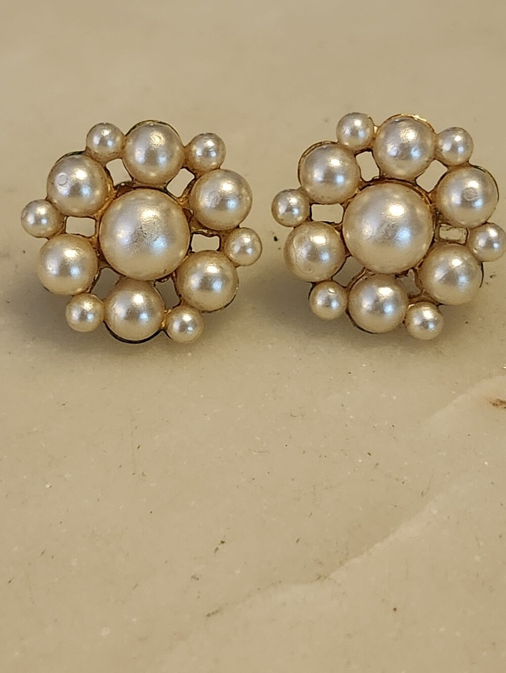 Vtg Coro Mid Century Modern Cluster Faux Pearl Screw Back Earrings